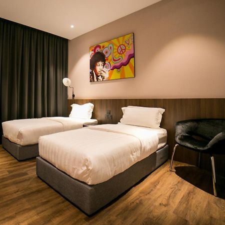 Eureka Hotel Penang Bayan Lepas Exterior photo