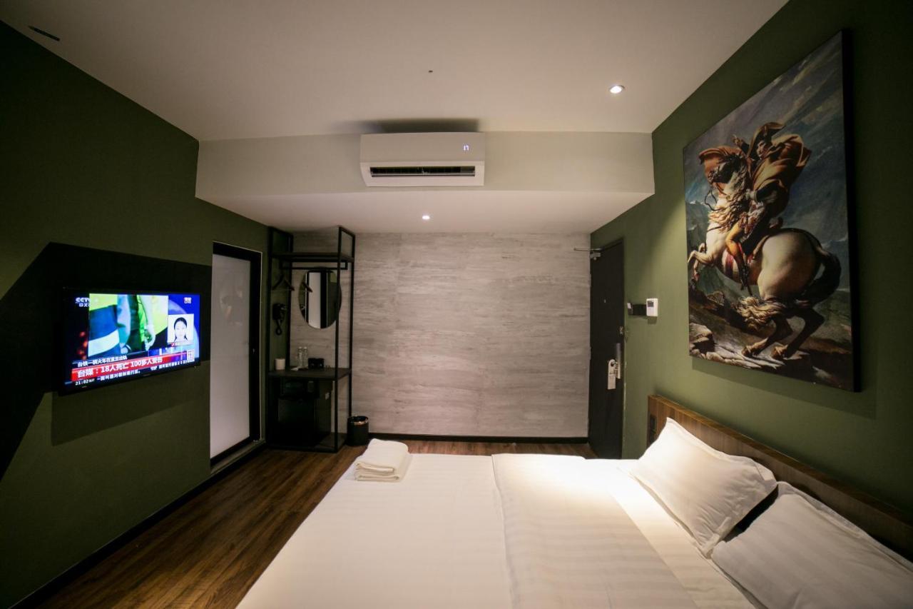 Eureka Hotel Penang Bayan Lepas Exterior photo